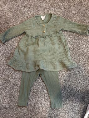 Cat & Jack Olive Green Ribbed Set